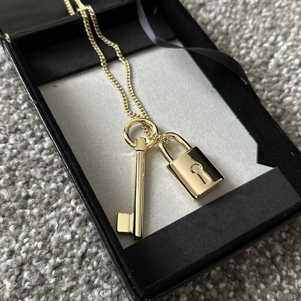 Victoria Secret lock necklace